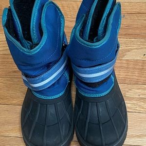 Lily & Sam Snow Boots 11/12